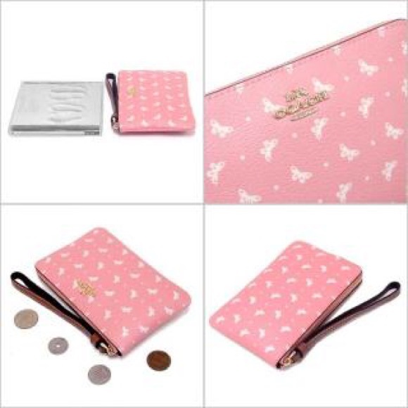 SALE!!! NWT Coach RARE butterfly wristlet!! 🦋 PRICE FIRM - Picture 2 of 5